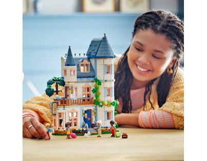 LEGO® Friends 42638 Hotel na zámku