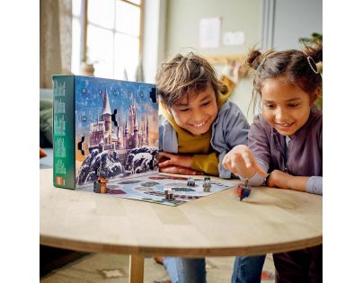 LEGO® Harry Potter™ 76390 Adventný kalendár LEGO® Harry Potter™