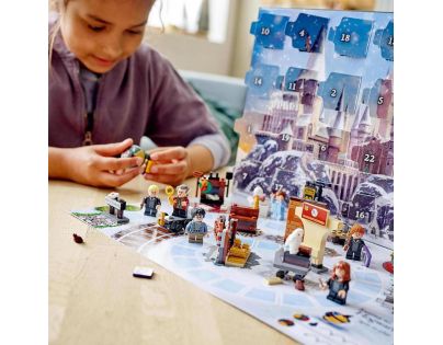 LEGO® Harry Potter™ 76390 Adventný kalendár LEGO® Harry Potter™
