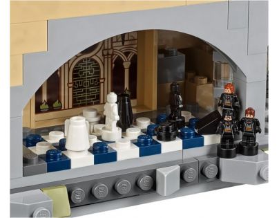 LEGO® Harry Potter™ 71043 Hogwartský hrad - Poškodený obal