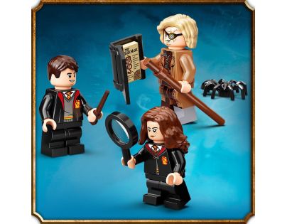 LEGO® Harry Potter™ 76397 Čarovné momenty z Rokfortu: Hodina obrany proti čiernej mágii