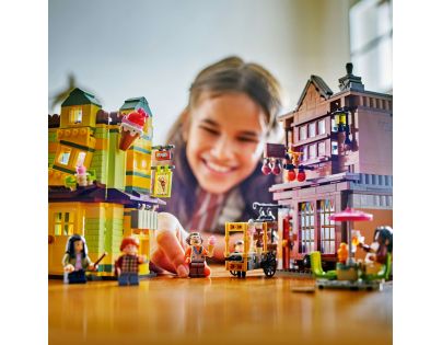 LEGO® Harry Potter™ 76452 Famfrpálové potreby a zmrzlináreň - Poškodený obal