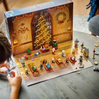 LEGO® Harry Potter™ 76438 Adventný kalendár 4