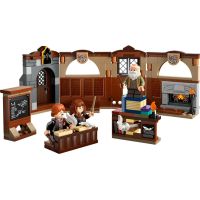 LEGO® Harry Potter™ 76442 Rokfortský hrad Hodina čarovania 2