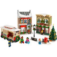 LEGO® Icons 10308 Vianoce na hlavnej ulici 2