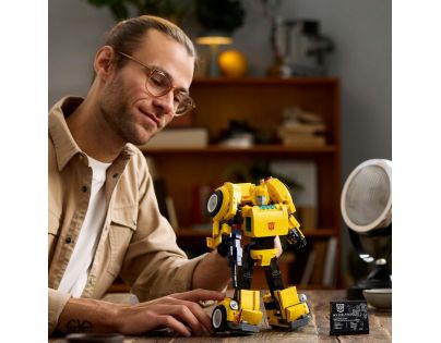 LEGO® Icons 10338 Bumblebee