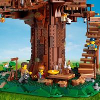 LEGO® Ideas 21318 Dom na strome 4