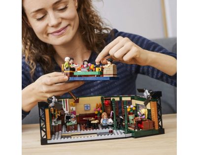 LEGO® Ideas 21319 Priatelia Central Perk - Poškodený obal