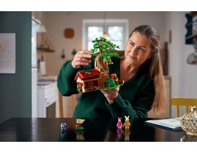LEGO® Ideas 21326 Medvedík Pú