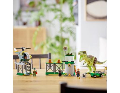 LEGO® Jurassic World™ 76944 Útok T-Rexe