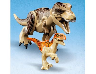 LEGO® Jurassic World™ 76948 Útok T-rexe a Atrociraptora - Poškodený obal