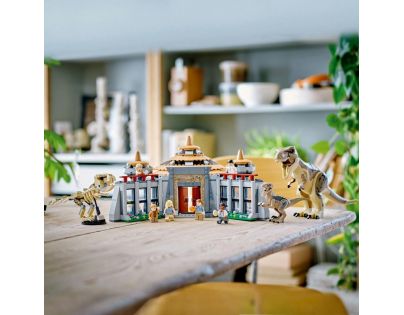 LEGO® Jurassic World™ 76961 Návštevnícke centrum Útok T-Rexa a Raptora