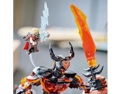 LEGO® Marvel 76289 Zostaviteľná figúrka: Thor vs. Surtur