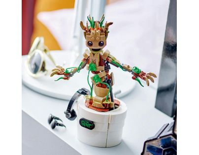 LEGO® Marvel 76297 Tancujúci Groot