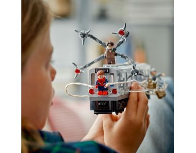 LEGO® Marvel 76321 Spider-Man vs. Doc Ock: Scéna v metre