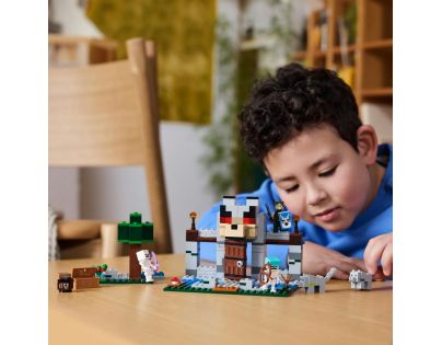 LEGO® Minecraft® 21261 Vlčia pevnosť