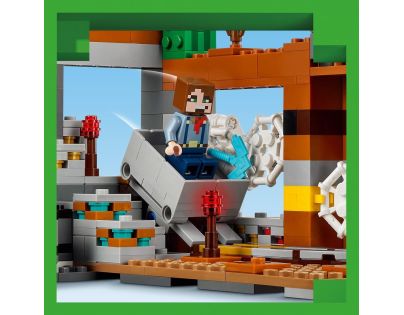 LEGO® Minecraft® 21263 Banská šachta v pustatine - Poškodený obal