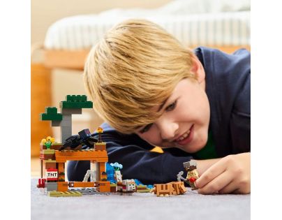 LEGO® Minecraft® 21269 Výprava do bane a pásavec