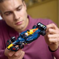 LEGO® Speed Champions 77243 Pretekárske auto Oracle Red Bull Racing RB20 F1® - Poškodený obal 4