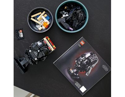 LEGO® Star Wars™ 75304 Helma Darth Vadera