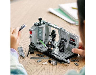 LEGO® Star Wars™ 75324 Útok Dark trooperov