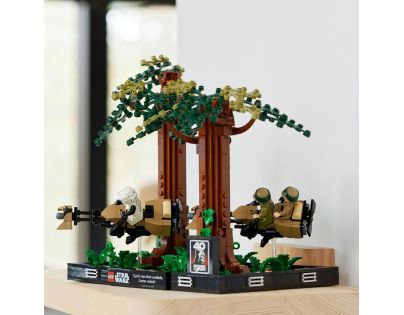 LEGO® Star Wars™ 75353 Naháňačka spídrov na planéte Endor™ Dioráma - Poškodený obal
