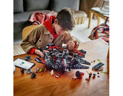LEGO® Star Wars™ 75389 Temný Falcon - Poškodený obal