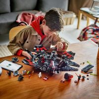 LEGO® Star Wars™ 75389 Temný Falcon - Poškodený obal 4