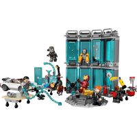 LEGO® Super Heroes 76216 Zbrojnica Iron Mana 2