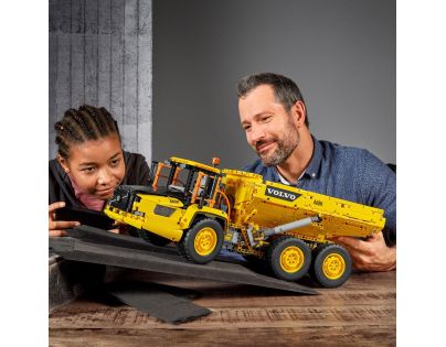 LEGO® Technic 42114 Kĺbový dumper Volvo 6x6