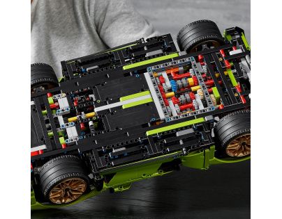 LEGO® Technic 42115 Lamborghini Sián FKP 37 - Poškodený obal