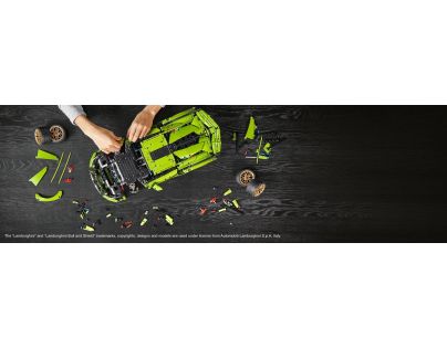 LEGO® Technic 42115 Lamborghini Sián FKP 37 - Poškodený obal