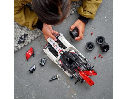 LEGO® Technic 42137 Formula E® Porsche 99X Electric