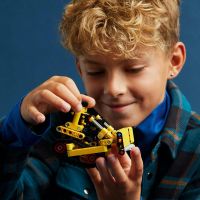 LEGO® Technic 42163 Výkonný buldozér 3