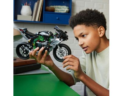 LEGO® Technic 42170 Motorka Kawasaki Ninja H2R - Poškodený obal