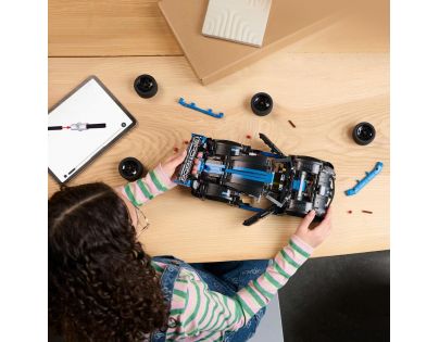 LEGO® Technic 42176 Pretekárske auto Porsche GT4 e-Performance