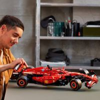 LEGO® Technic 42207 Auto Ferrari SF-24 F1 4