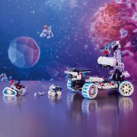 LEGO® Technic 42211 Lunárny rover Lunar Outpost™ 4