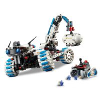 LEGO® Technic 42211 Lunárny rover Lunar Outpost™ 6