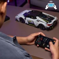 LEGO® Technic 42214 Lamborghini Revuelto 4