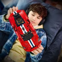 LEGO® Technic 42235 Auto Ferrari 488 Pista 6
