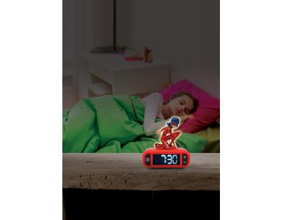 Lexibook Budík Čarovná Lienka so svietiacou figúrkou