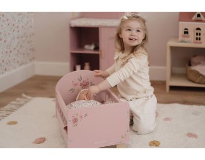 Little Dutch Postieľka pre bábiky drevená s perinkou Pink