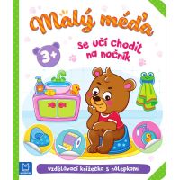 Malý medvedík sa učí chodiť na nočník