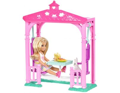 Mattel Barbie Chelsea s doplňky Zahradní houpačka