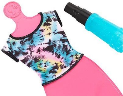 Mattel Barbie D.I.Y Crayola Batikování FPX13 zelený sprej