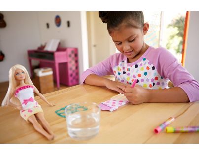 Mattel Barbie D.I.Y módní návrhářské šablony Růžovo-žlutá