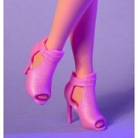 Mattel Barbie Looks brunetka v ružových mini šatách 6