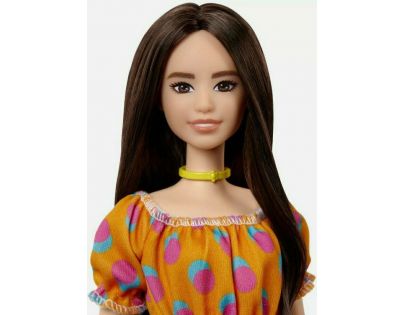 Mattel Barbie modelka oranžové šaty s bodkami
