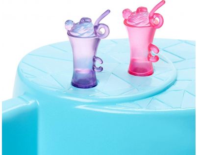 Mattel Barbie bábika a bazén
